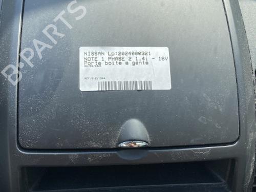 Used Glove box NISSAN NOTE (E11, NE11) 1.4 (88 hp) 22125221