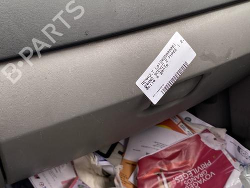 Used Glove box RENAULT GRAND SCÉNIC II (JM0/1_) 2.0 (135 hp) 23782106