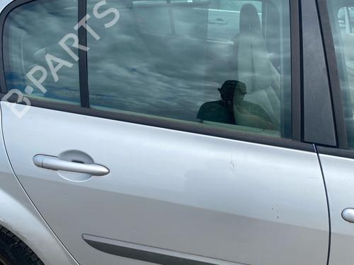 right-rear-door-renault-megane-ii-saloon-lm01_-2003-36371970 main image
