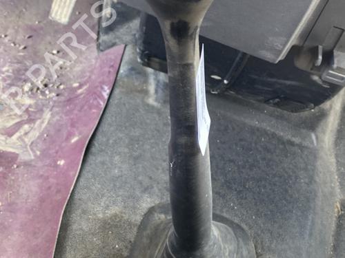 shift-knob-ford-transit-platformchassis-fm_-_-fn_-_-2000-2001-2002-2003-2004-2005-2006-26688143 main image