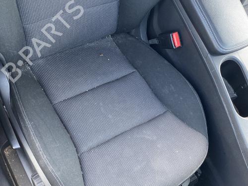 Used Right front seat MERCEDES-BENZ B-CLASS Sports Tourer (W246, W242) B 180 CDI (246.200) (109 hp) 26645271