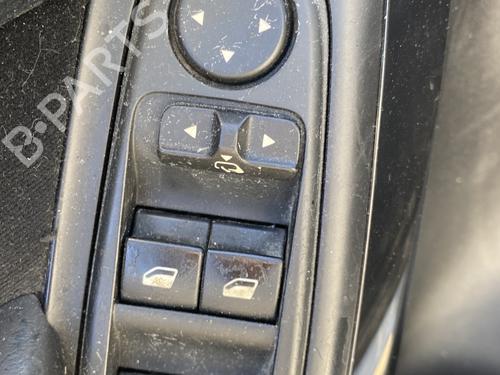Used Left front window switch Left front window switch CITROËN C4 Grand Picasso I (UA_) 1.6 HDi (109 hp) 24646497 24646497