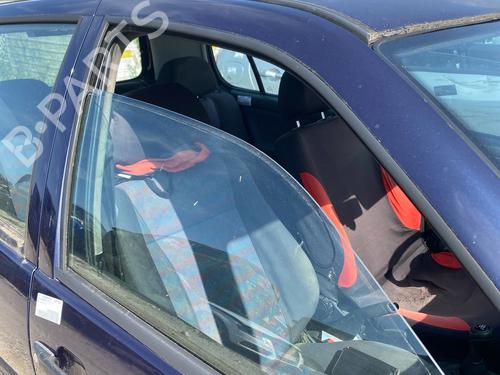 Used Front right door window Front right door window 37611829 37611829