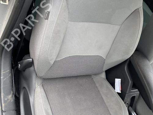 Used Right front seat CITROËN DS3 (SA_) 1.4 HDi 70 (SA8HP4) (68 hp) 31060892