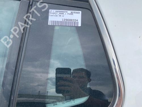 rear-left-door-window-peugeot-2008-i-cu_-2013-37471133 main image