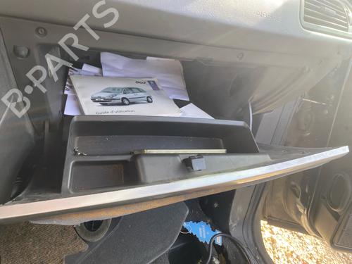 Used Glove box Glove box 39215406 39215406