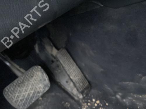 Used Pedal MERCEDES-BENZ C-CLASS (W203) C 220 CDI (203.008) (150 hp) 31836681