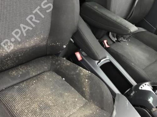 Used Right front seat PEUGEOT 5008 (0U_, 0E_) 1.6 HDi (110 hp) 22120208