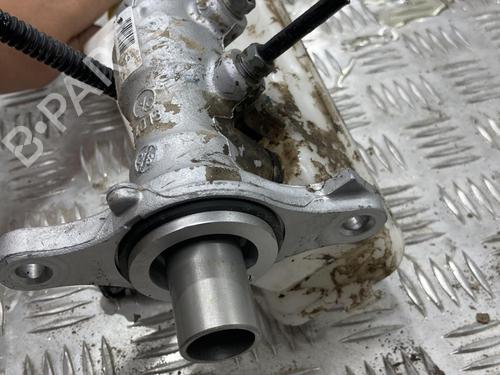 Used Brake master cylinder PEUGEOT 208 I (CA_, CC_) [2012-2021]  19914153