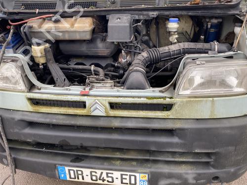 Used Grille Grille 22371481 22371481
