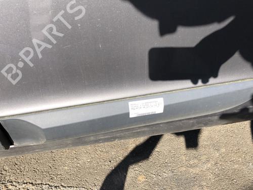 Used Door moulding trim RENAULT MEGANE III Hatchback (BZ0/1_, B3_) 1.9 dCi (BZ0N, BZ0J) (131 hp) 20660229