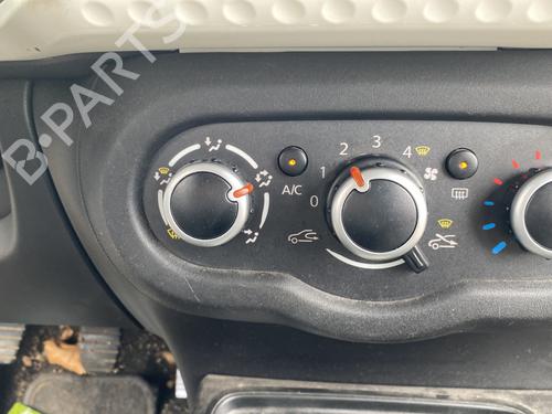 Climate control RENAULT TWINGO III (BCM_, BCA_) 1.0 SCe 65 (BCMJ) | BP33114967I5 - Image 2