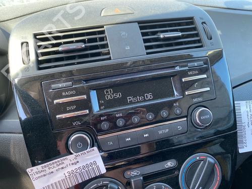 Used Radio Radio 37706961 37706961