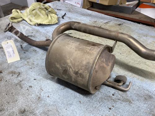 Used Exhaust system Exhaust system TOYOTA YARIS (_P13_) 1.5 Hybrid (NHP130_, NHP130) (101 hp) 26462316 26462316