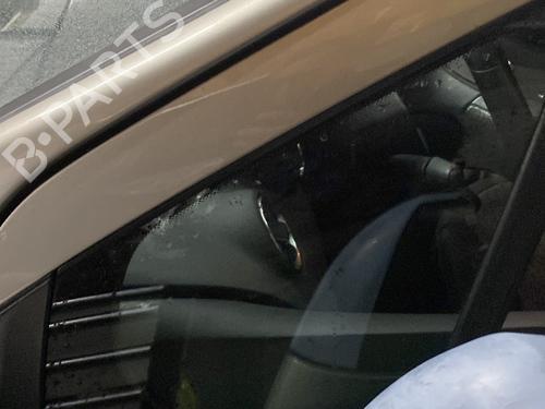 Front left quarter glass PEUGEOT 308 I (4A_, 4C_) 1.6 HDi | BP30861058C111