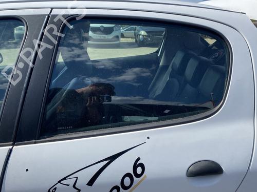 Dør venstre bak PEUGEOT 206 Hatchback (2A/C) 1.6 i | BP25890567C4 