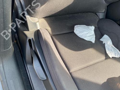 Used Right front seat Right front seat AUDI A3 Sportback (8PA) 2.0 TDI 16V (140 hp) 39703072 39703072
