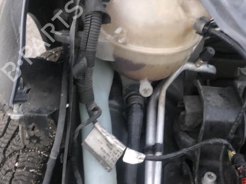 windscreen-washer-tank-citroen-c3-pluriel-hb_-14-00006431c8-2003-20704859 main image