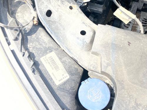Used Windscreen washer tank Windscreen washer tank 37478587 37478587