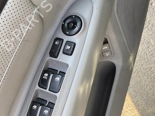 left-front-window-switch-kia-magentis-ii-mg-2005-2006-2007-2008-2009-2010-2011-27919855 main image