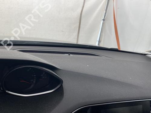 Used Dashboard Dashboard PEUGEOT 308 II (LB_, LP_, LW_, LH_, L3_) 1.6 BlueHDi 120 (120 hp) 32021301 32021301