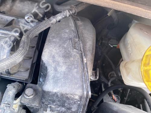 Used Air filter box Air filter box 37638127 37638127