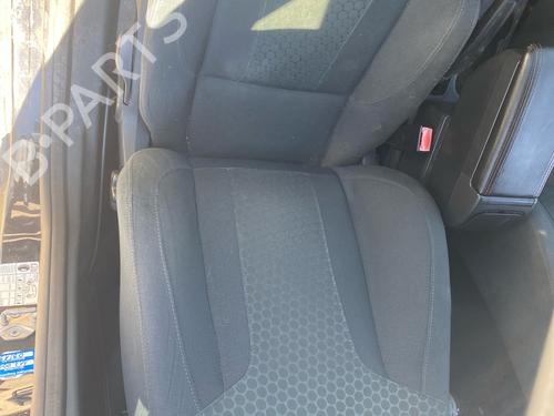 Left front seat FORD FIESTA VI (CB1, CCN) 1.6 TDCi | BP37085713C15 - Image 2