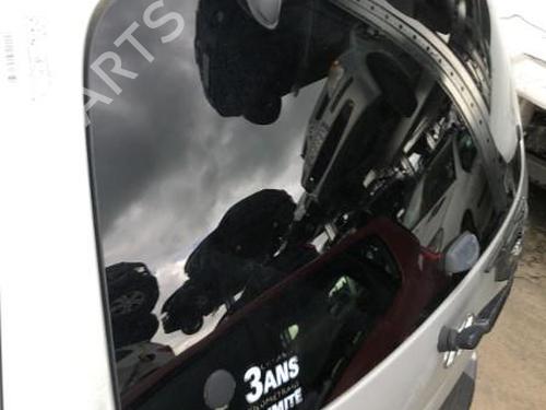 Bakluke CC/Kombi-Kupé HYUNDAI SANTA FÉ I (SM) 2.0 CRDi 4x4 (125 hp) 22121515