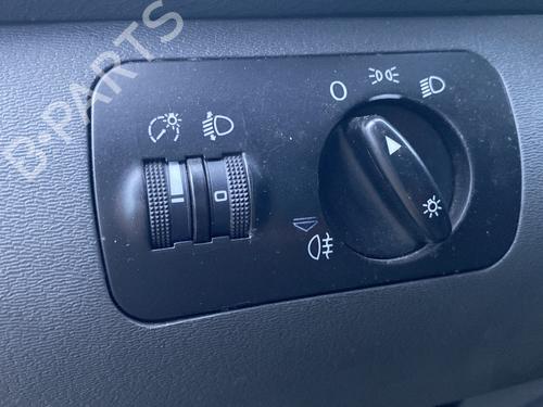 Used Headlight switch AUDI A3 (8L1) 1.9 TDI (110 hp) 32146231