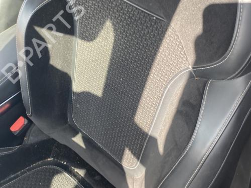 Used Left front seat Left front seat RENAULT MEGANE IV Hatchback (B9A/M/N_) 1.5 Blue dCi 115 (B9A6) (116 hp) 29201771 29201771