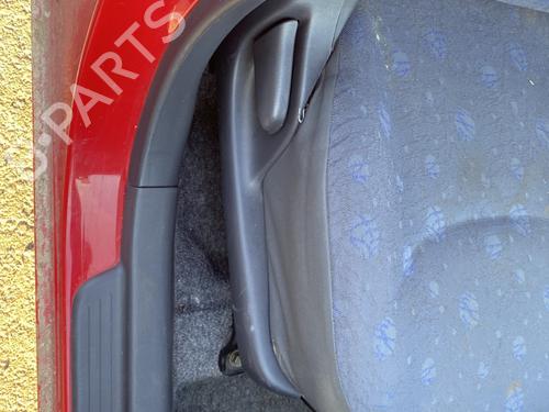 Used Right front seat Right front seat TOYOTA YARIS (_P1_) 1.4 D-4D (NLP10_, NLP10R) (75 hp) 33553376 33553376