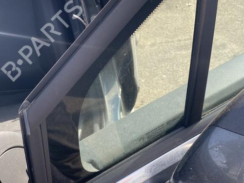 Front left quarter glass PEUGEOT 5008 (0U_, 0E_) 2.0 HDi 150 / BlueHDi 150 | BP28045635C111 