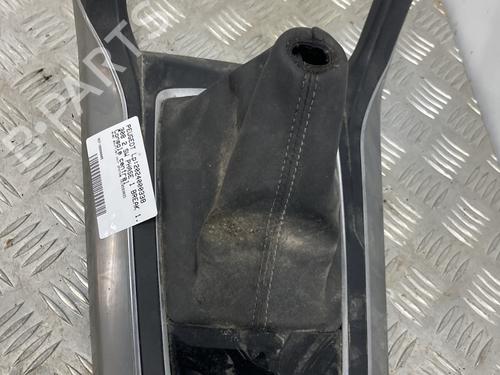 Used Middle console Middle console PEUGEOT 308 SW II (LC_, LJ_, LR_, LX_, L4_) 1.2 THP 130 (131 hp) 23785807 23785807