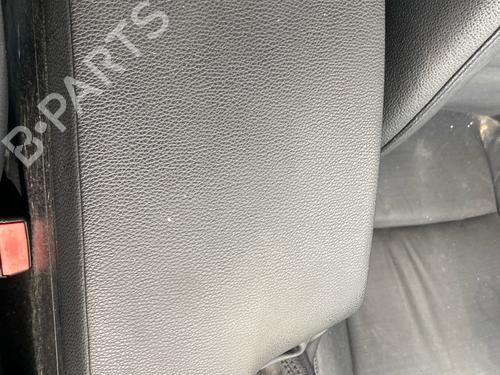 Used Armrest / Center console Armrest / Center console 36847310 36847310
