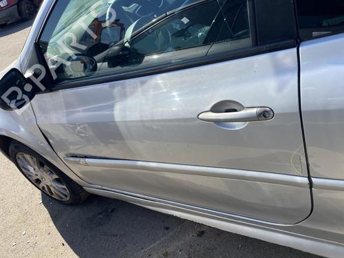 Used Left front door RENAULT CLIO III (BR0/1, CR0/1) 1.5 dCi (C/BR0G, C/BR1G) (68 hp) 27304369