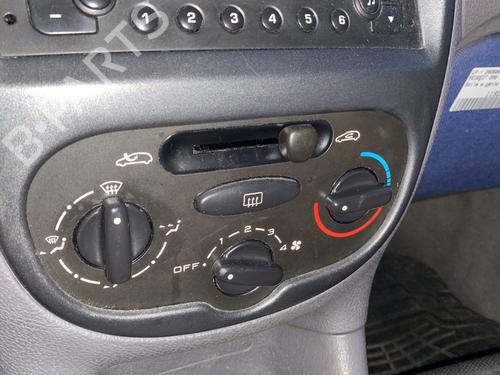 Used Climate control PEUGEOT 206 Hatchback (2A/C) 1.4 i (75 hp) 31691309