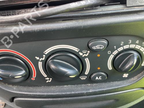 Used Climate control Climate control RENAULT MEGANE I (BA0/1_) [1995-2004] 33651830 33651830