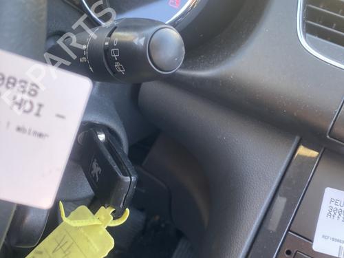 Used Steering column stalk PEUGEOT 3008 I MPV (0U_) 1.6 HDi (109 hp) 23785280