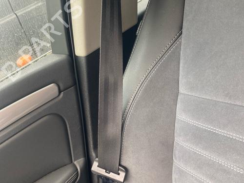 Used Front right seatbelt Front right seatbelt RENAULT LAGUNA III (BT0/1) 2.0 dCi (BT0M, BT0N, BT0S, BT19, BT1F) (173 hp) 39570270 39570270