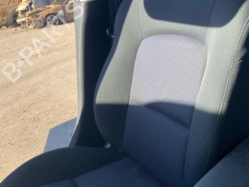 Used Right front seat Right front seat 39426586 39426586
