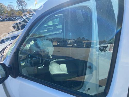 front-left-door-window-renault-kangoo-express-fc01_-1997-40540378 main image