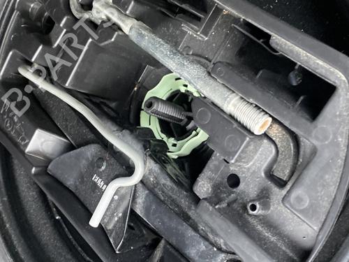 Used Jack Kit PEUGEOT 308 II (LB_, LP_, LW_, LH_, L3_) 1.6 BlueHDi 120 (120 hp) 32362495