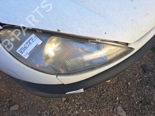 Used Right headlight PEUGEOT 206 Hatchback (2A/C) 1.9 D (69 hp) 22126330