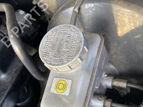 Used Brake master cylinder Brake master cylinder SUZUKI GRAND VITARA II (JT, TE, TD) 1.9 DDiS All-wheel Drive (JT419, TD44, JB419WD, JB419XD,... (129 hp) 31908884 31908884