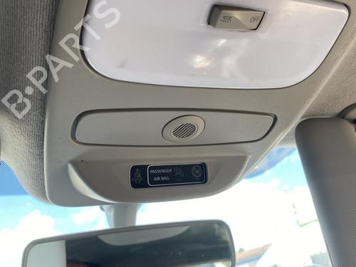 interior-roof-light-renault-captur-i-j5_-h5_-2013-27159417 main image