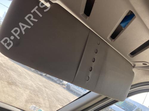 Right sun visor RENAULT MASTER III Van (FV) 2.3 dCi 145 FWD (FV0E, FV0F, FV0H, FV02, FV0M, FV0S,... | BP32493892I2