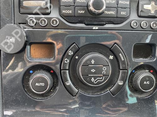 Used Climate control Climate control 30199993 30199993