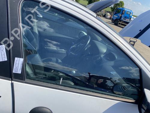 front-right-door-window-peugeot-206-hatchback-2ac-1998-1999-2000-2001-2002-2003-2004-2005-2006-2007-2008-2009-2010-2011-2012-25890574 main image