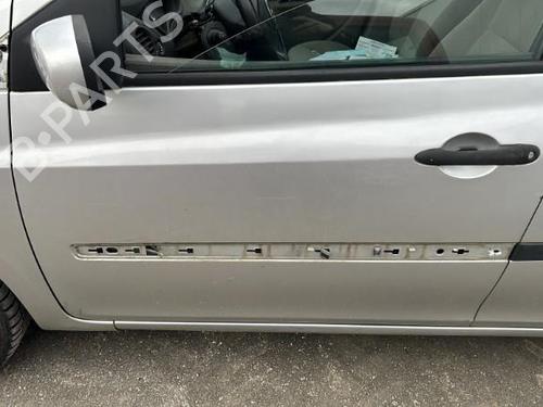 Left front door RENAULT CLIO III (BR0/1, CR0/1) 1.5 dCi (BR17, CR17) | BP22119248C2 