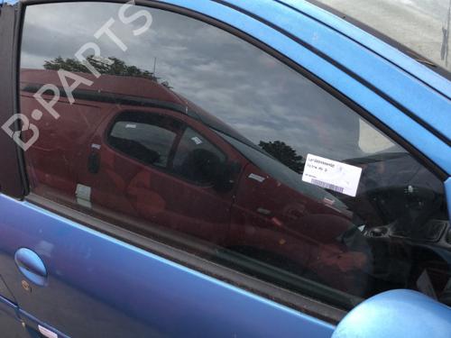 Dør rude højre foran PEUGEOT 206 Hatchback (2A/C) 2.0 HDI 90 (90 hp) 19912731